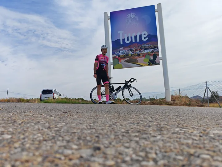Quiet open roads around Turre